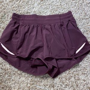burgundy lululemon shorts size 6!! length 2.5